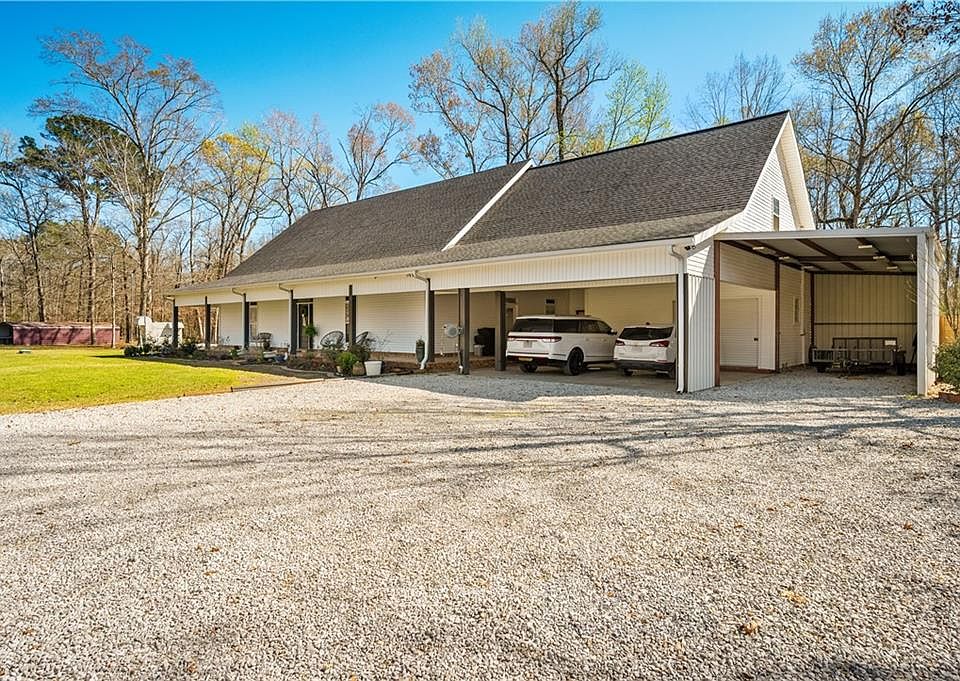 1st image of 59 Friar Tuck Rd