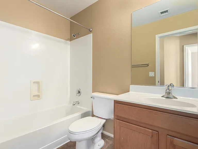 1238 W Dana Dr — Photo 35