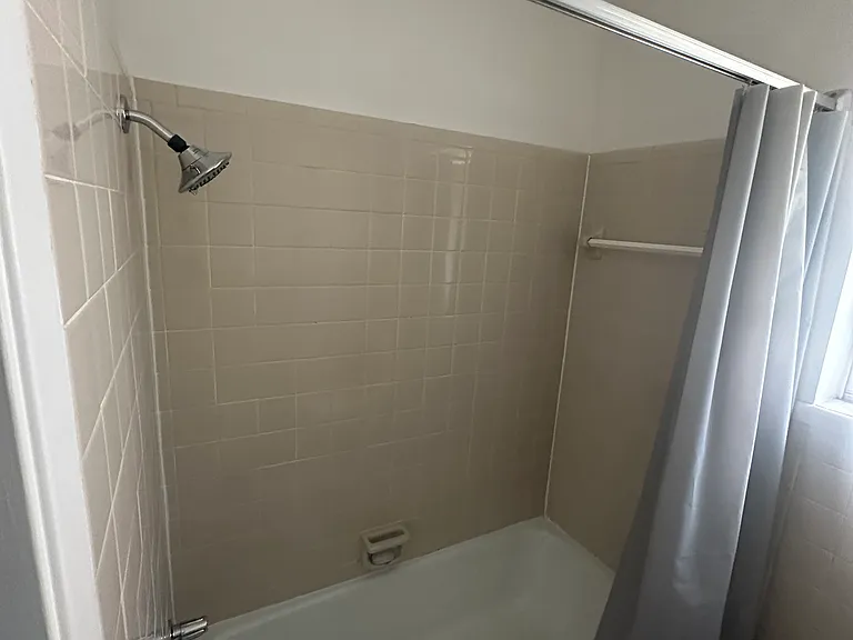 4806 Inverness Ave #4806 — Photo 4