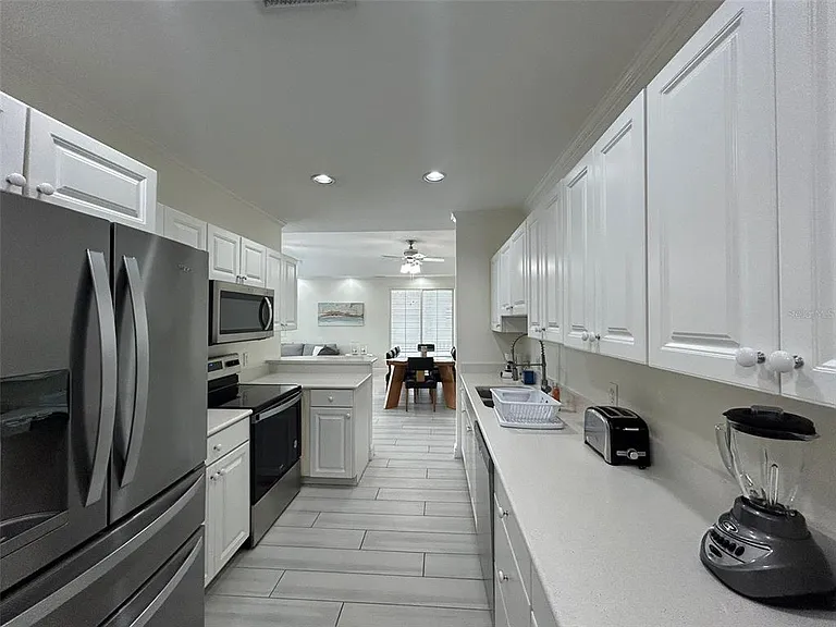 3705 54th Dr W #201 — Photo 37