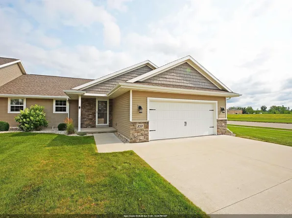 859 Sharon Ln, Pulaski, WI 54162