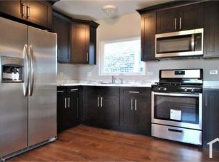 7113 S Wabash Ave #1, Chicago, IL 60619