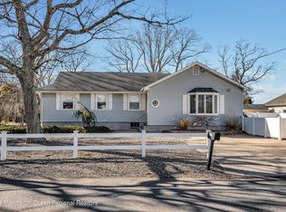 136 Springfield Ave, Pine Beach, NJ 08741