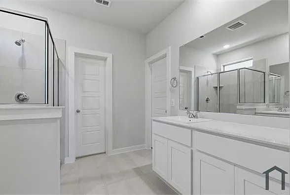 637 Sierra Rdg — Photo 20
