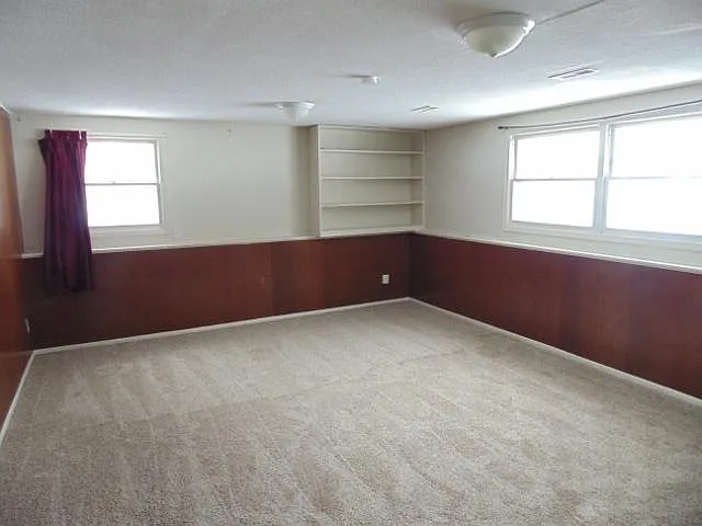 1110 Kingston Ave — Photo 13