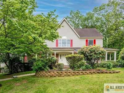 8 Silver Birch Ct, Monmouth Junction, NJ, 08852