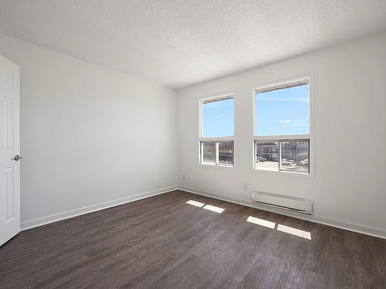 305 Buena Vista Ave — Photo 6