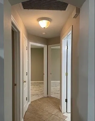 3806 SW 15th Pl — Photo 7