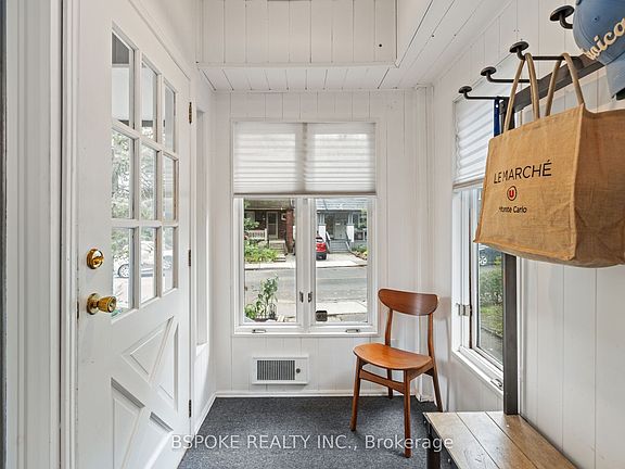 4th image of 126 Oakcrest Ave