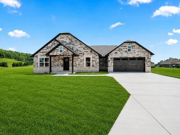 451 Madison Cir, London, KY 40741