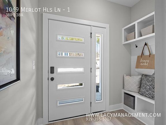 5th image of 1069 Merlot Hills Ln #1