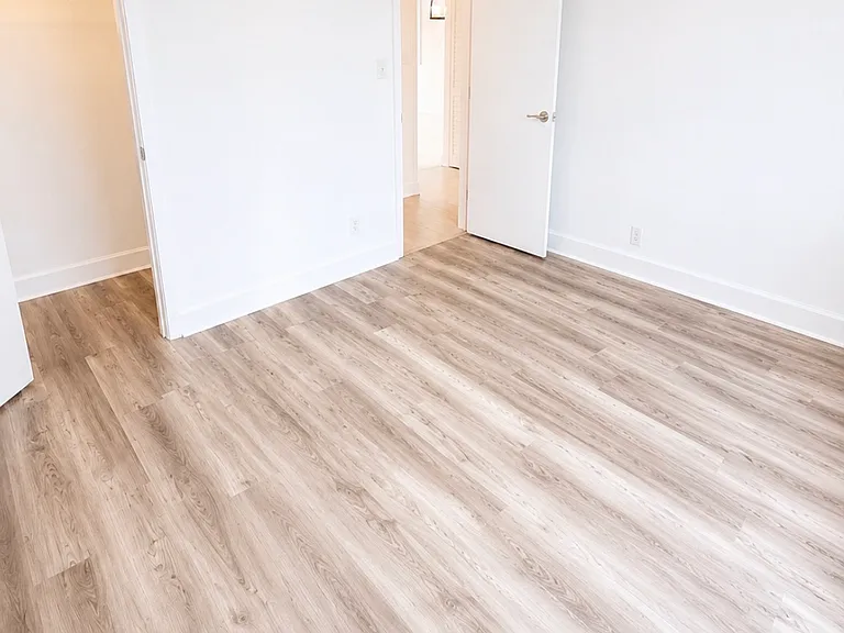 500 Palm Springs Blvd #403 — Photo 16