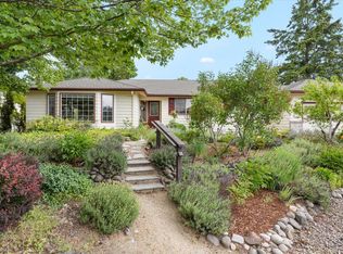 2406 Senate Way, Medford, OR 97504