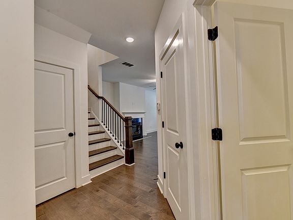 3rd image of 275 Auburn Valley Way #1