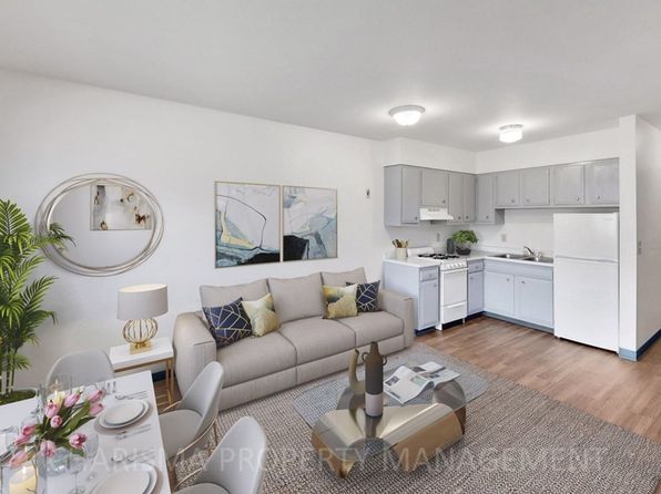 503 E Poplar Dr #200
