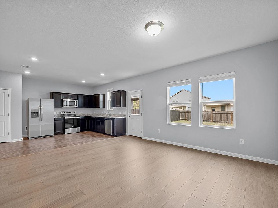 1st image of 320 Bell Rings Dr