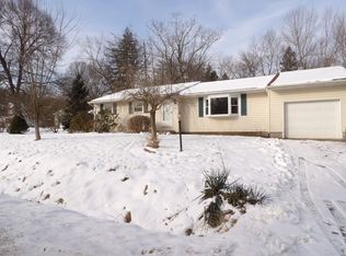 709 New Bedford Rd, West Middlesex, PA 16159