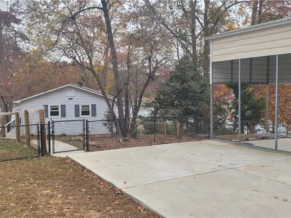 519 Lake Shore Dr, Iva, SC 29655