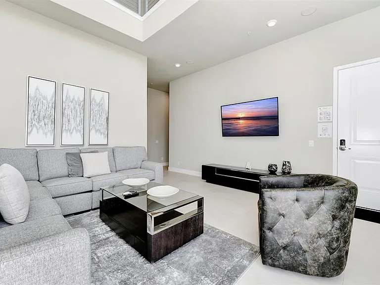 7740 Sandy Ridge Dr #220 — Photo 7