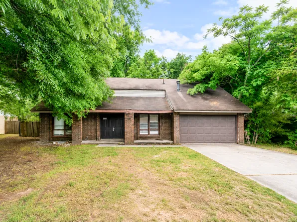 3325 Valley Bend Rd, Atlanta, GA 30349