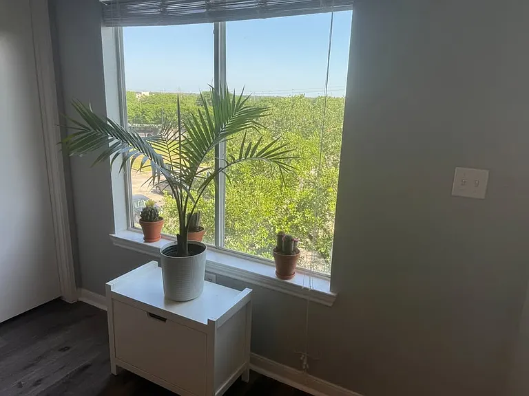 515 Sw Pkwy #301 — Photo 7