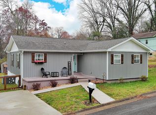 308 E Forest Ln, Oak Ridge, TN 37830