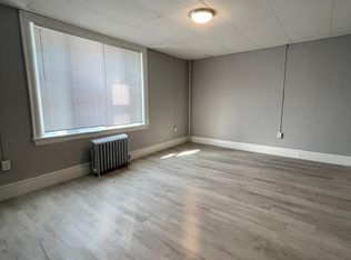 58 Chatham St APT 5, Worcester, MA 01609