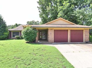 805 W Glendale St, Broken Arrow, OK 74011