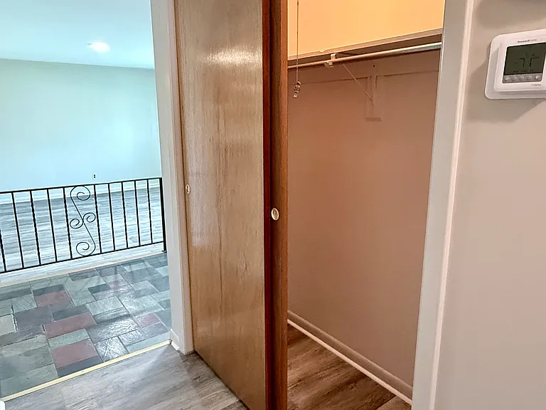 1007 N 10th St — Photo 15