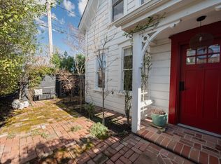 1142 Peach St, Alameda, CA 94501