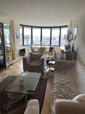 Rented by Vipler Realty | media 10
