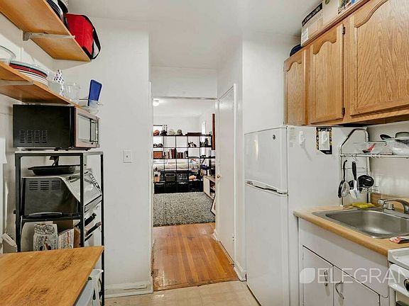 3rd image of 357 E 87th St APT 3C