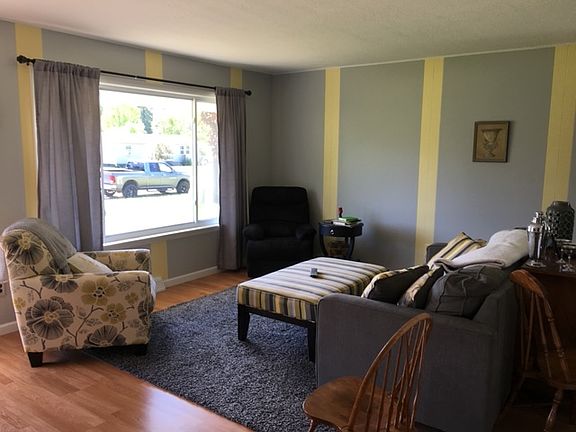 3rd image of 409 N 4th St