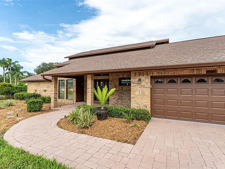 6151 Silver Oaks Dr — Photo 9