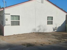 18924-18934 Gault Street