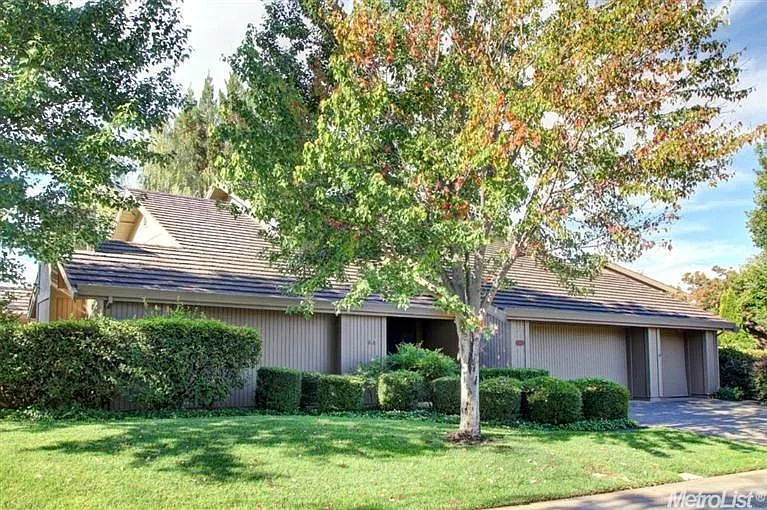 11500 Hesperian Cir photo 1