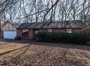 705 N Turtle Creek Dr, Rogers, AR 72756