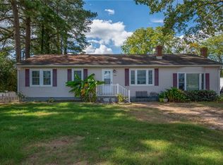 17396 River Rd, Courtland, VA 23837