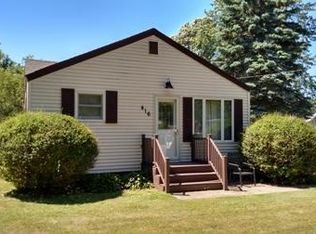 416 Walker Ave S, New York Mills, MN 56567