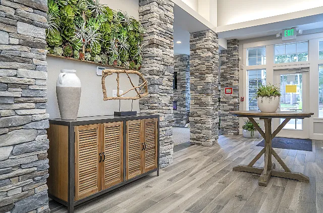 Upscale Resident Clubhouse l Luxury Apartments in Puyallup, WA l Silver Creek