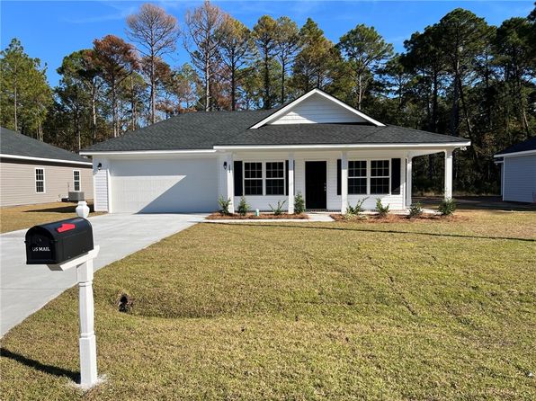 1206 Market St, Darien, GA 31305