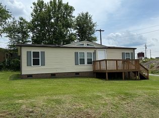 121 Air Park Dr, Morganton, NC 28655