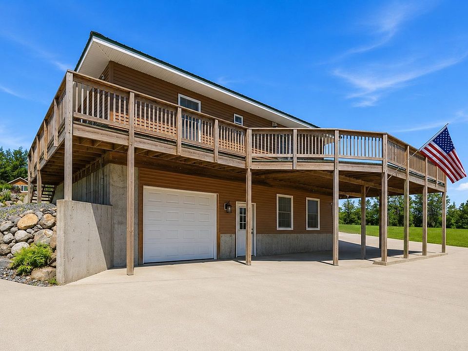 1st image of 3 Grandview Drive