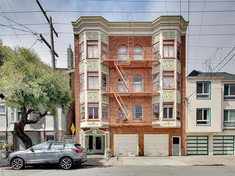 221 24th Ave #104 — Photo 31