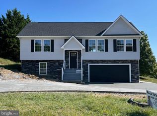 38 Waterview Dr, Capon Bridge, WV 26711