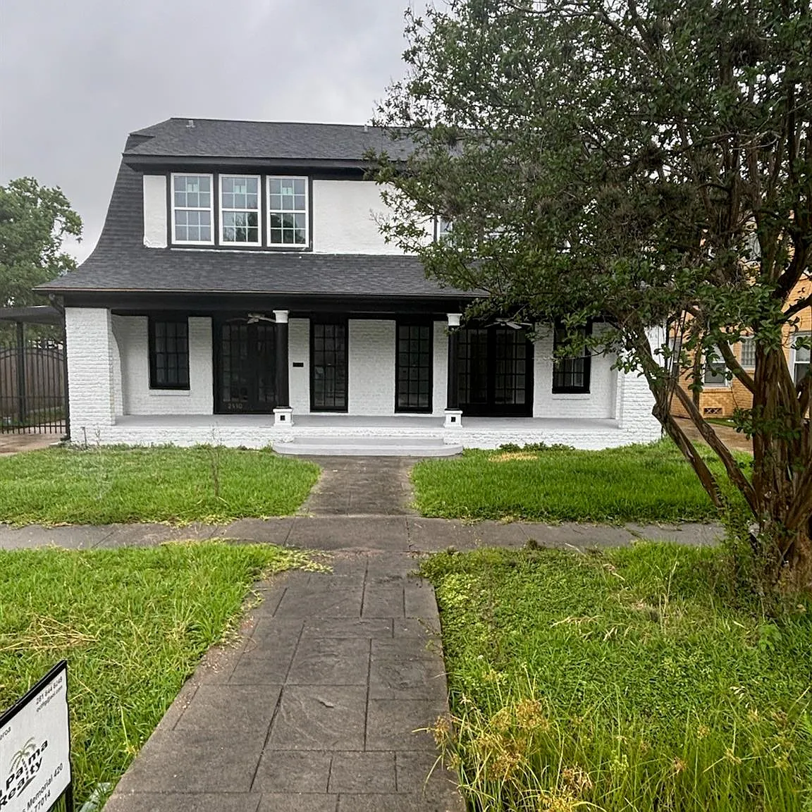 4 bed, 3.0 bath, 2442 sqft, $4,295 — Photo 3