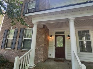 615 Water Lilly Rd, Portsmouth, VA 23701