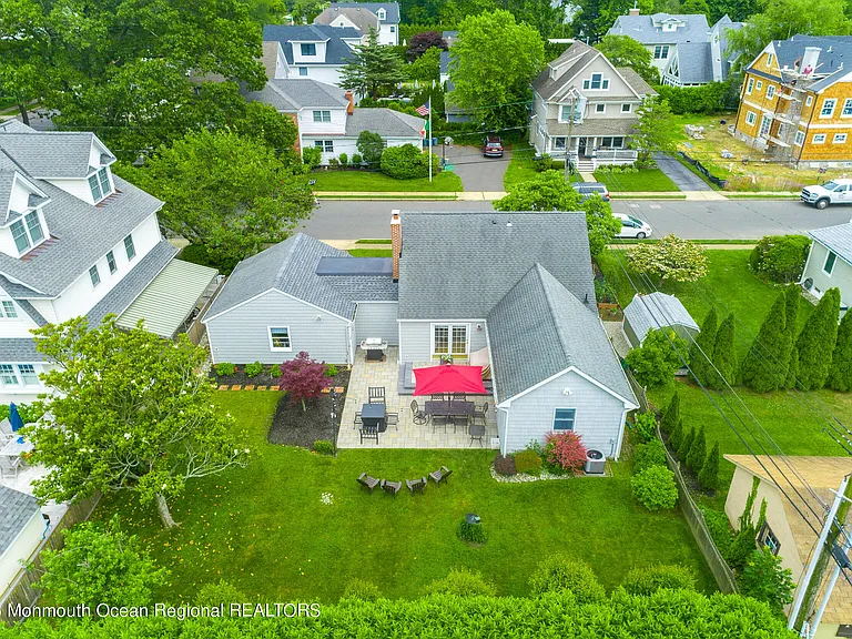 303 Bell Pl — Photo 32
