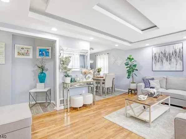 32 Bryant Ave, Bloomfield Twp., NJ 07003