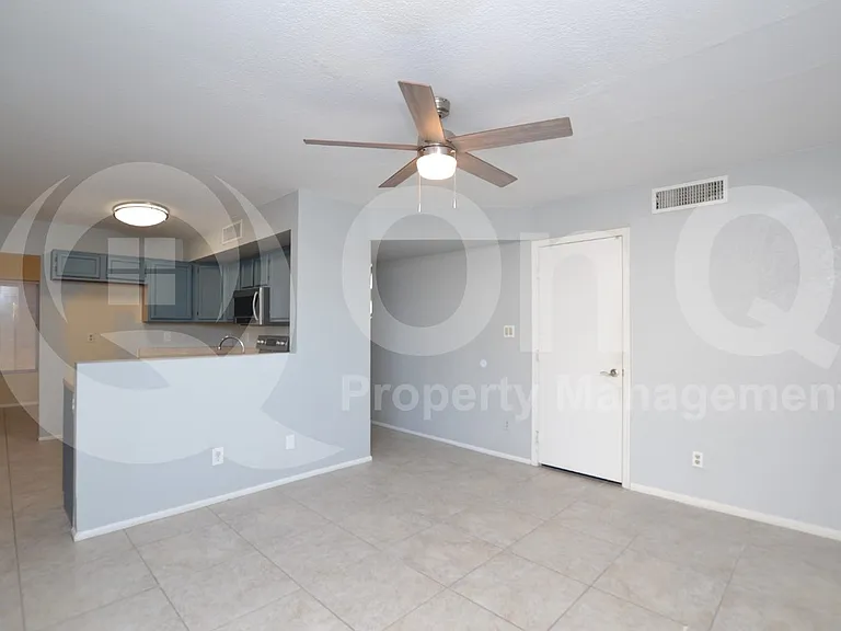 3806 W Cielo Grande — Photo 4